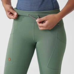 Fjallraven FJÄLLRÄVEN ABISKO TIGHTS W PATINA GREEN 23 -Fjallraven 9 123339 84773 614 05