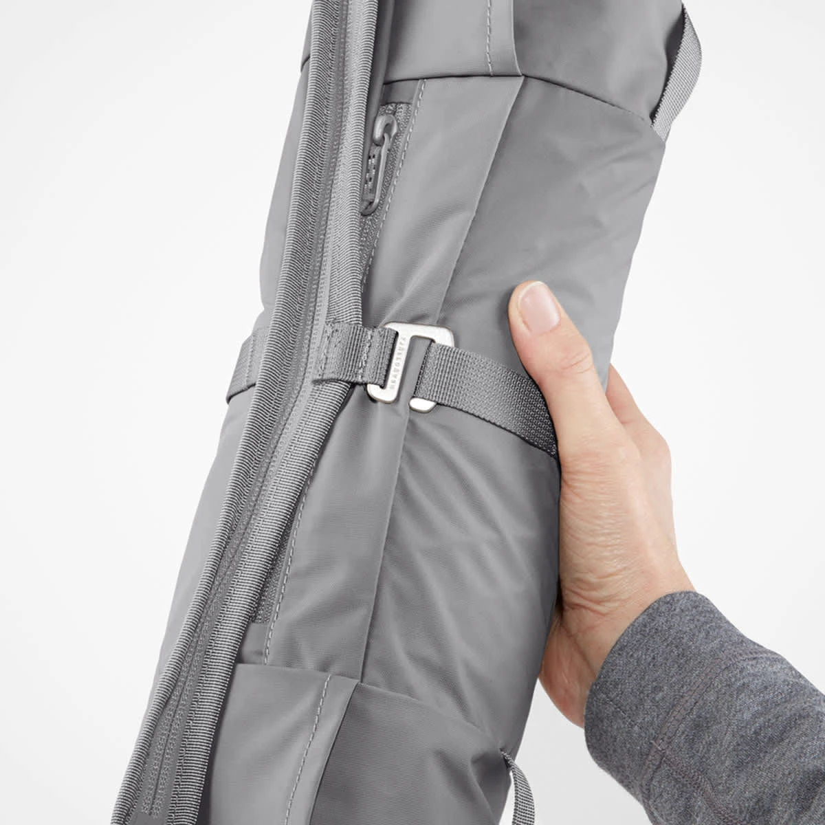 Fjallraven FJÄLLRÄVEN HIGH COAST FOLDSACK 24 SHARK GREY 23 8 Fjallraven FJÄLLRÄVEN HIGH COAST FOLDSACK 24 SHARK GREY 23 - immagine 7