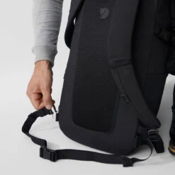 Fjallraven FJÄLLRÄVEN ULVÖ ROLLTOP 30 BLACK 23 -Fjallraven 9 127573 23312 550 04