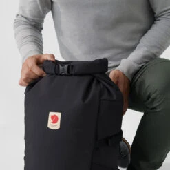 Fjallraven FJÄLLRÄVEN ULVÖ ROLLTOP 30 BLACK 23 -Fjallraven 9 127573 23312 550 08