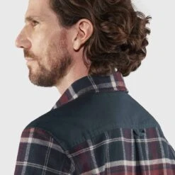 Fjallraven FJÄLLRÄVEN ÖVIK TWILL SHIRT M DARK NAVY-DARK GARNET 23 -Fjallraven 9 95220 ovik twill shirt m dark navy dark garnet 84133 555 356 07
